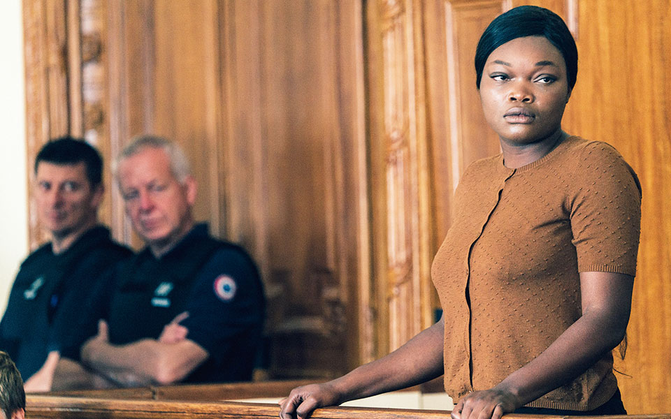 η-σκοτεινή-πλευρά-της-μητρότητας-562385011