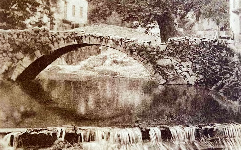 ο-αινιγματικός-κύριος-περιλά-562385023