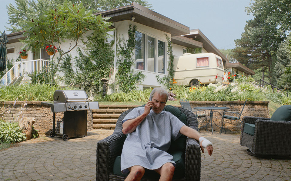 βυθισμένος-στην-άβυσσο-των-φόβων-του-562395295