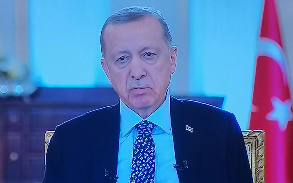 μυστήριο-με-την-υγεία-του-ερντογάν-562391098