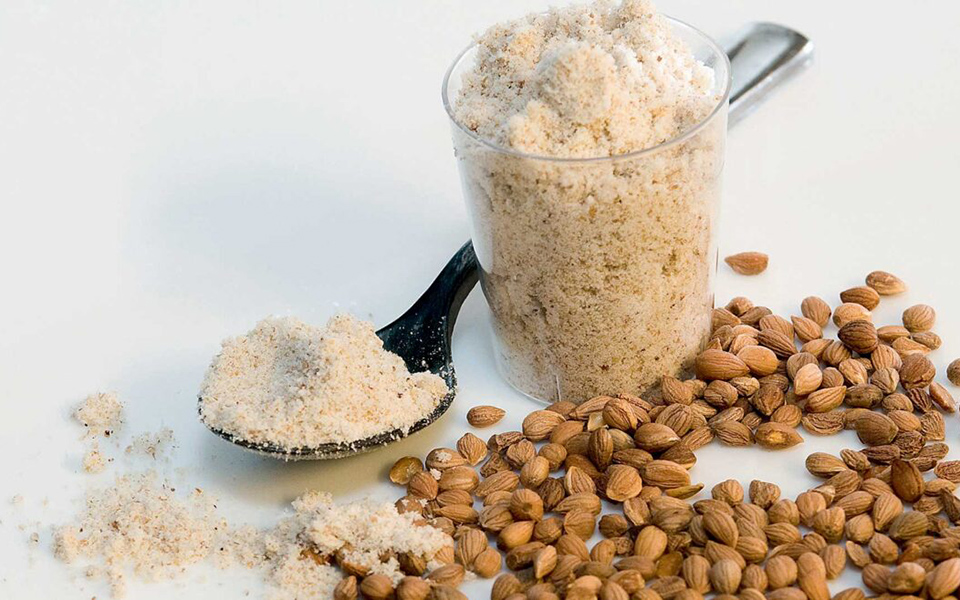 μαχλέπι-το-άρωμα-του-τσουρεκιού-και-πώ-562357306