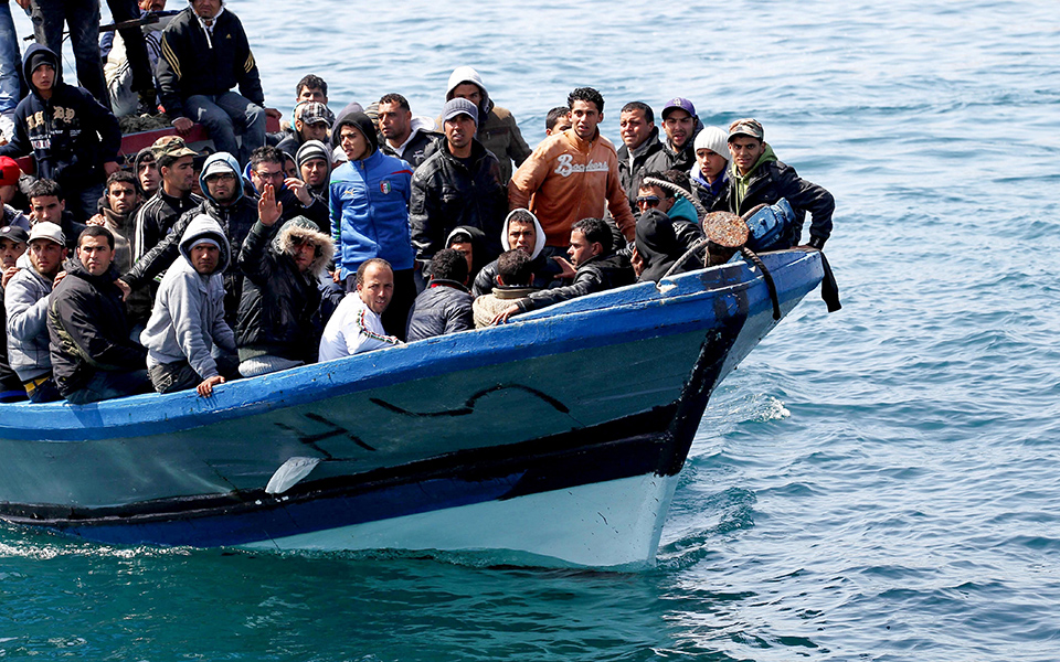 νέο-ναυάγιο-στη-λαμπεντούζα-34-διασωθέν-562386223