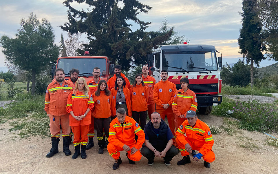 οι-ακούραστοι-προστάτες-του-υμηττού-562353061