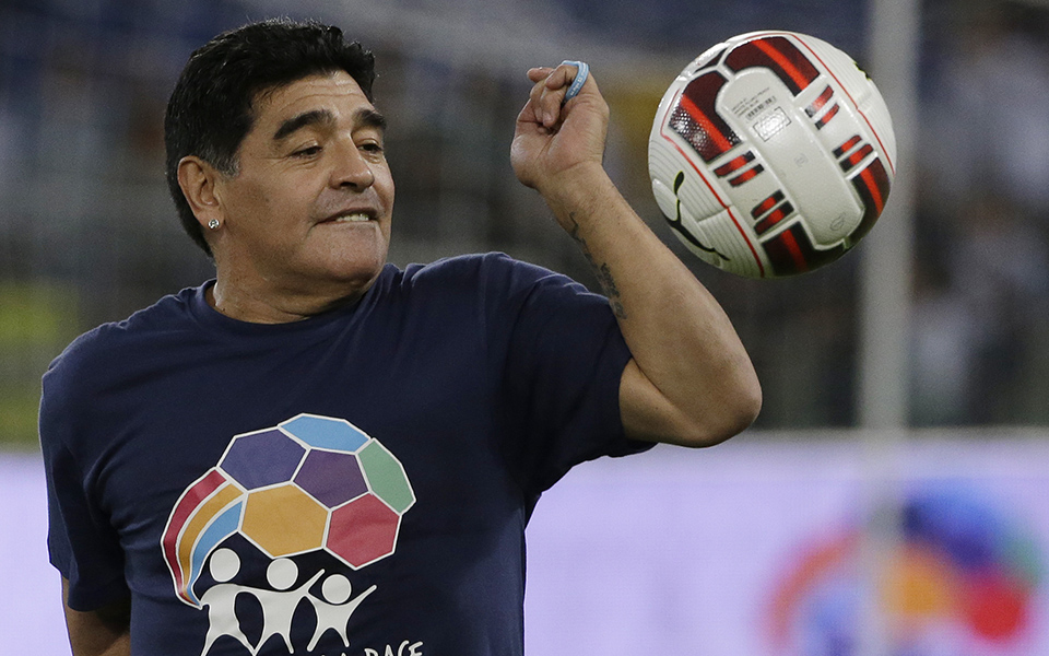 μαραντόνα-στο-εδώλιο-8-άτομα-για-τον-θά-562378729