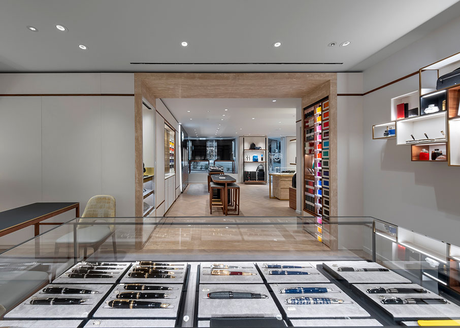 Μία βόλτα στη νέα μπουτίκ της Montblanc στην Αθήνα-9