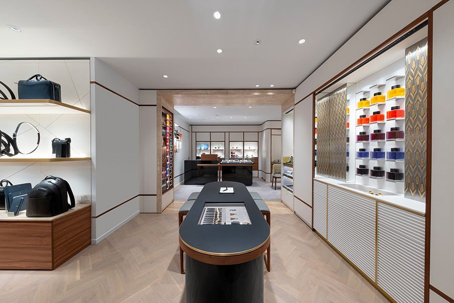 Μία βόλτα στη νέα μπουτίκ της Montblanc στην Αθήνα-7