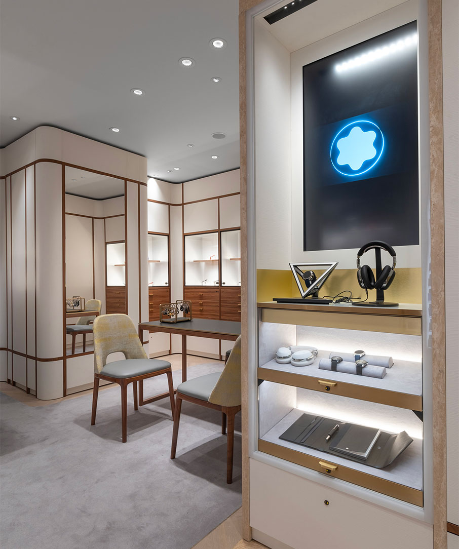 Μία βόλτα στη νέα μπουτίκ της Montblanc στην Αθήνα-3