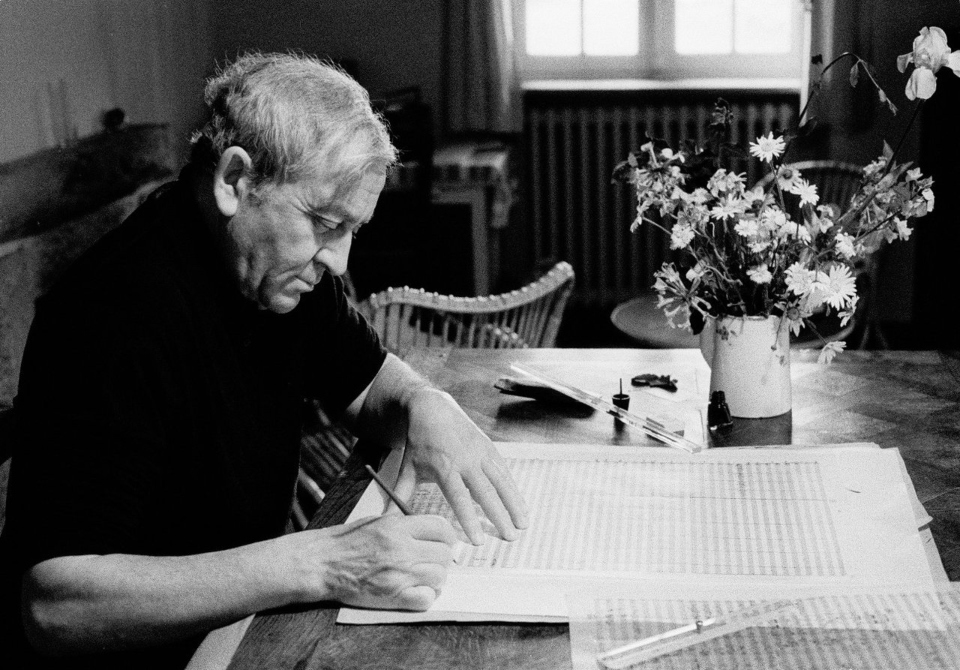 ιχνηλατώντας-το-έργο-του-μορίς-οανά-με-562369252