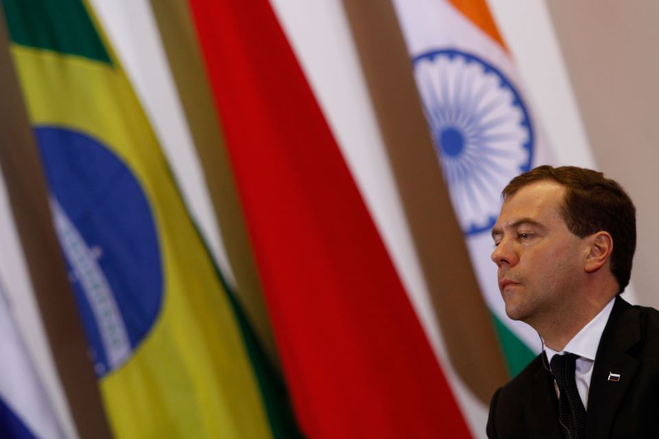 μεντβέντεφ-τέλος-η-συμφωνία-για-τα-σιτ-562385401