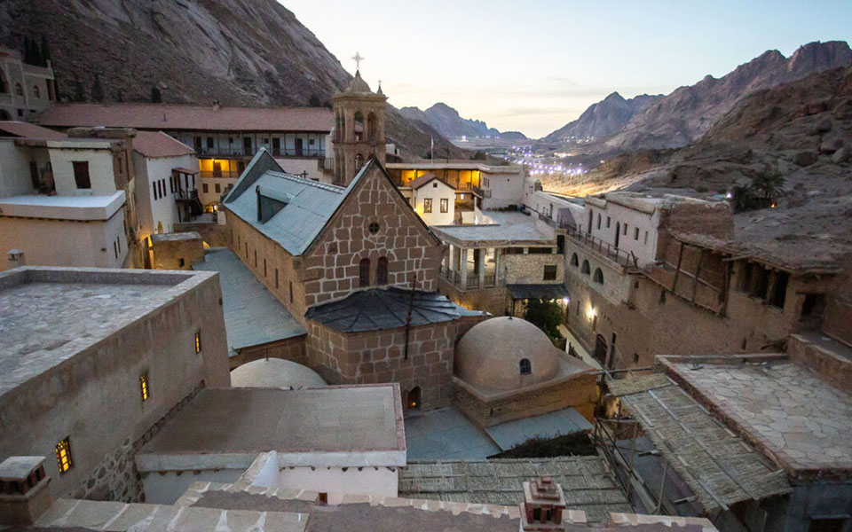 μονή-όρους-σινά-ένα-μικρό-συμπυκνωμέν-562367887