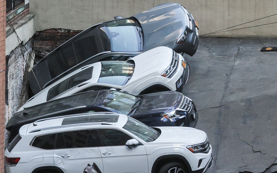 νέα-υόρκη-ενας-νεκρός-από-την-κατάρρευ-562377898