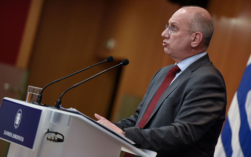 οικονόμου-ο-τσίπρας-υιοθετεί-το-σύνθη-562355602