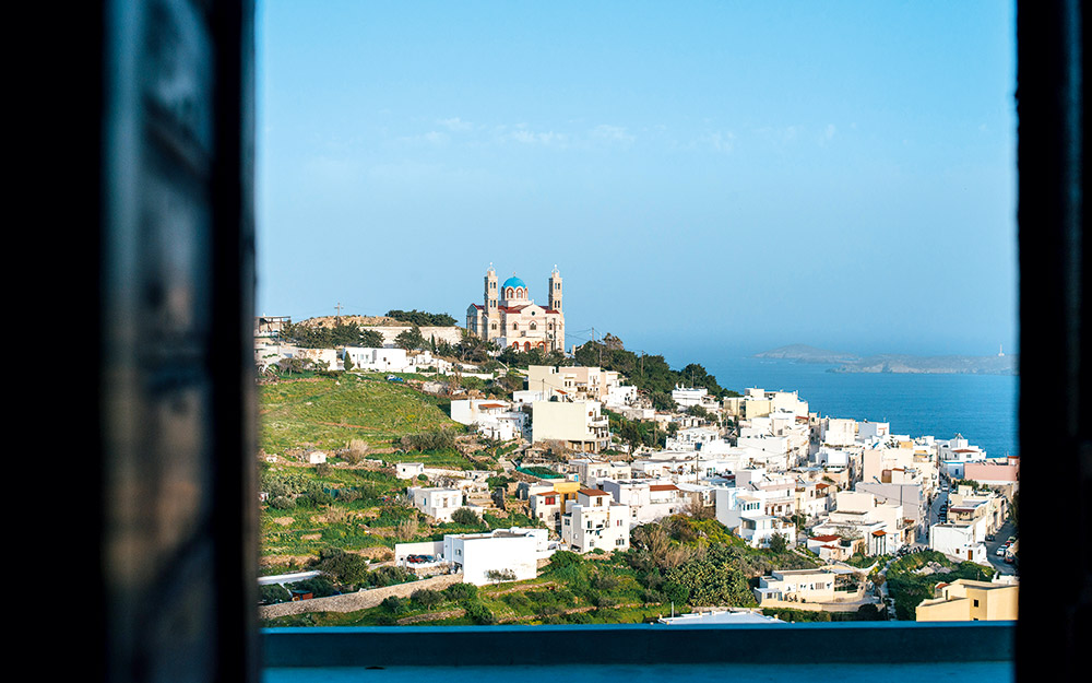 το-πάσχα-στη-σύρο-είναι-διαφορετικό-562365259