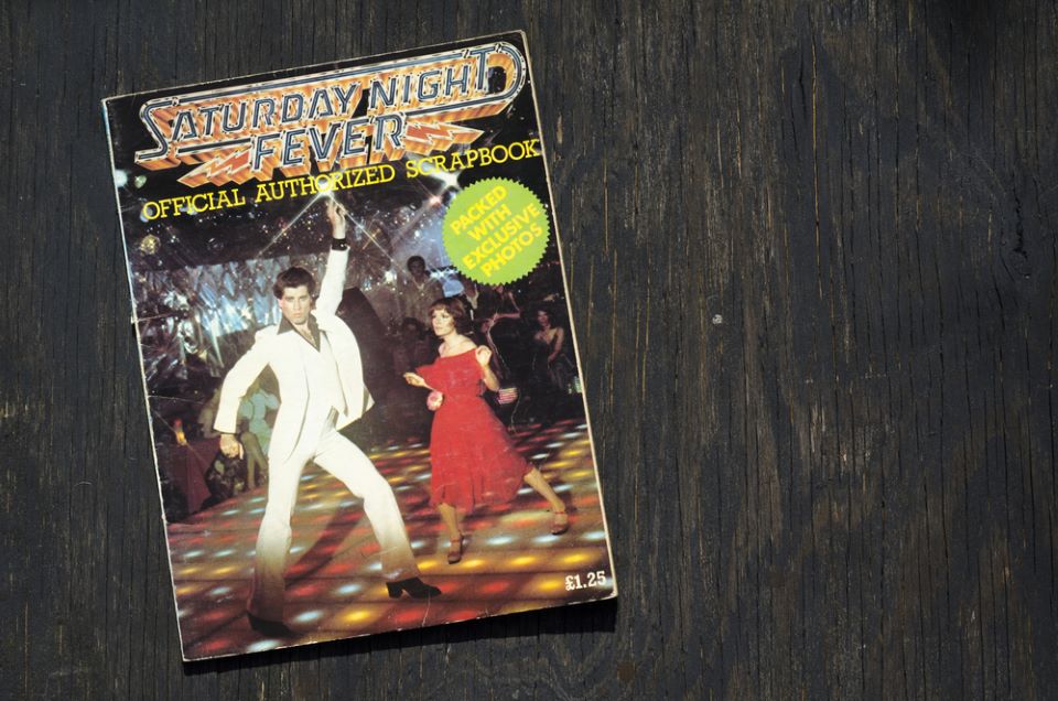 στο-σφυρί-το-εμβληματικό-λευκό-κοστ-562353442