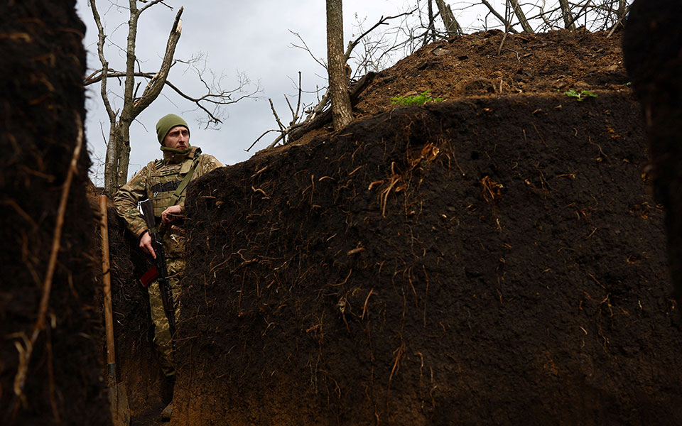 δανία-αποστολή-19-συστημάτων-πυροβολικ-562374445