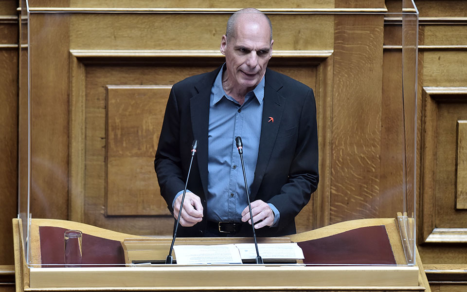 βαρουφάκης-νάρκη-στα-θεμέλια-της-δημο-562368055