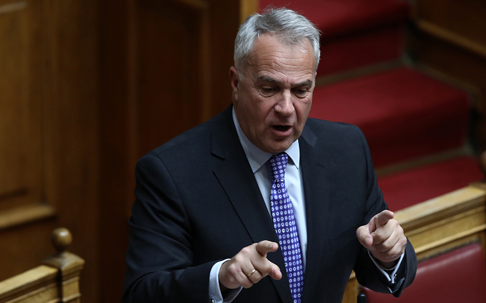 βορίδης-ο-συριζα-κλείνει-το-μάτι-στην-α-562366156