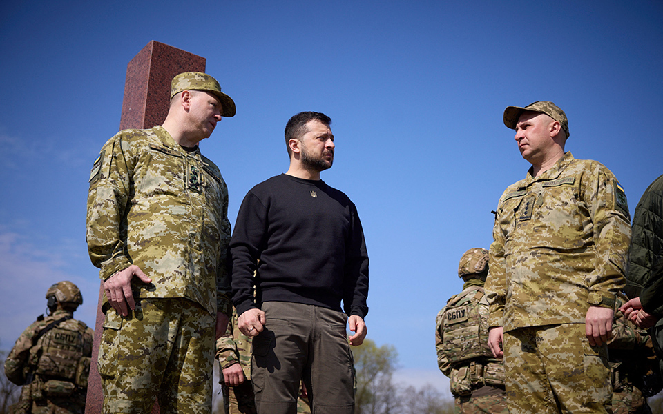 ουκρανία-επίσκεψη-ζελένσκι-στα-σύνορ-562378834