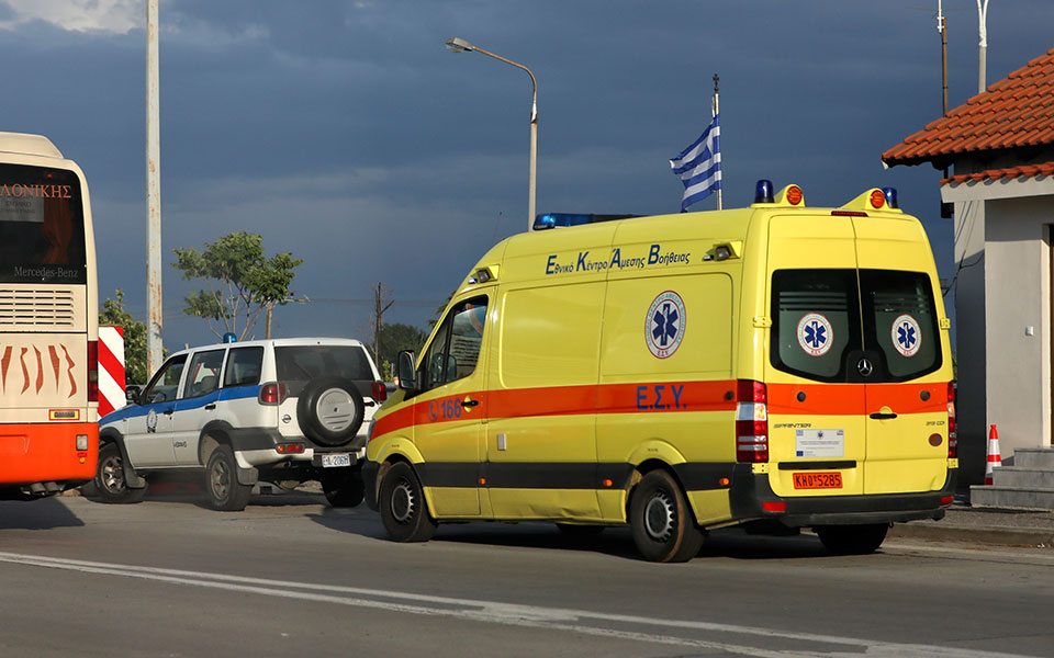 τροχαίο-ατύχημα-στον-ασπρόπυργο-στο-ύ-562352449