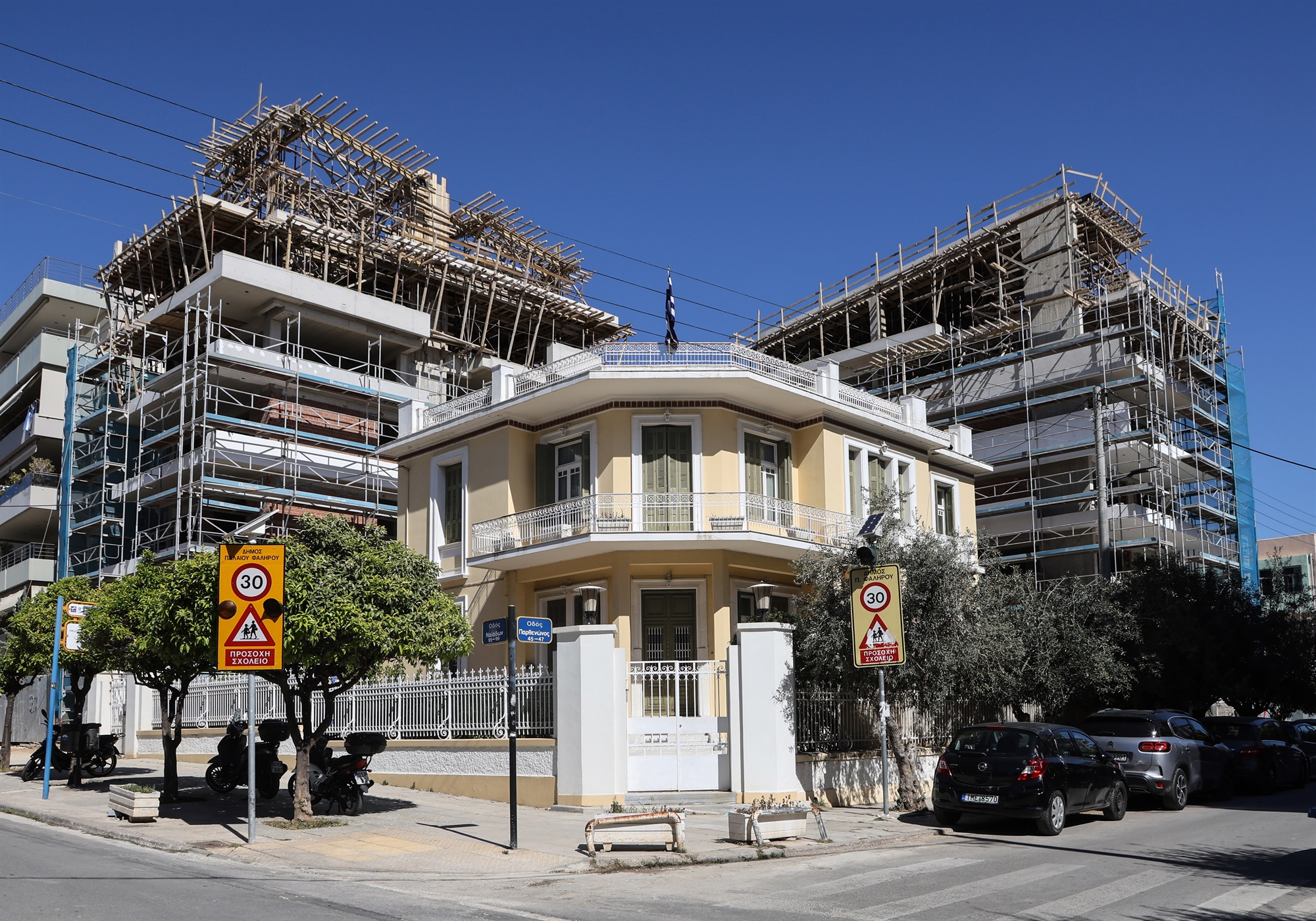 ο-δεύτερος-θάνατος-της-αθηναϊκής-μονο-562362997