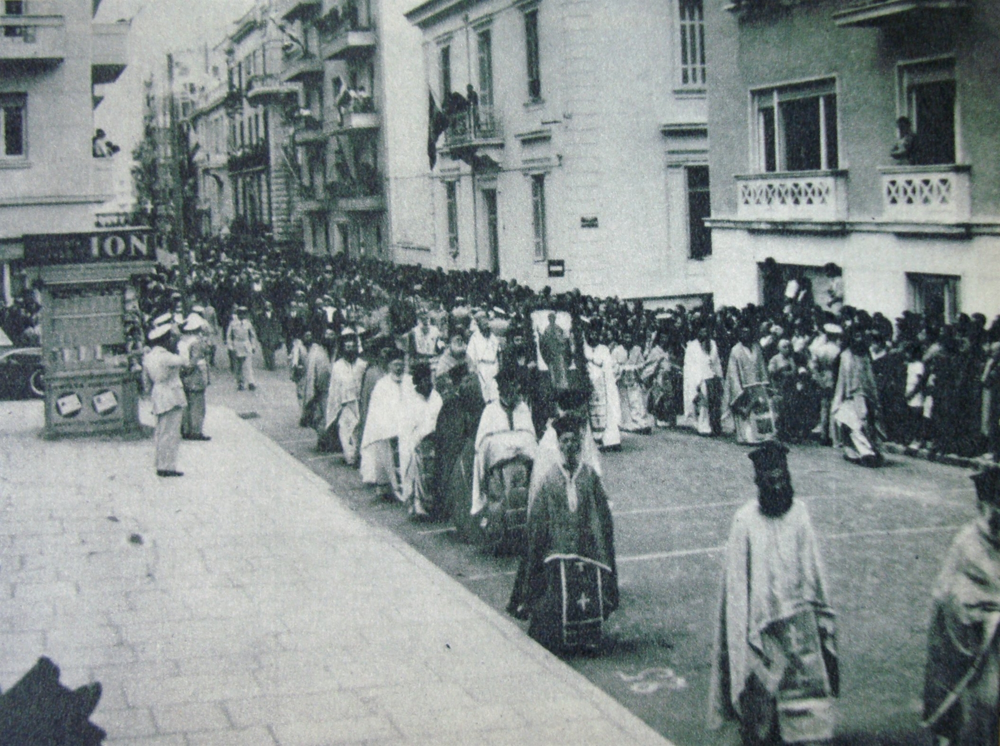 διόνυσος-και-χριστός-μεγάλη-παρασκευ-562372450