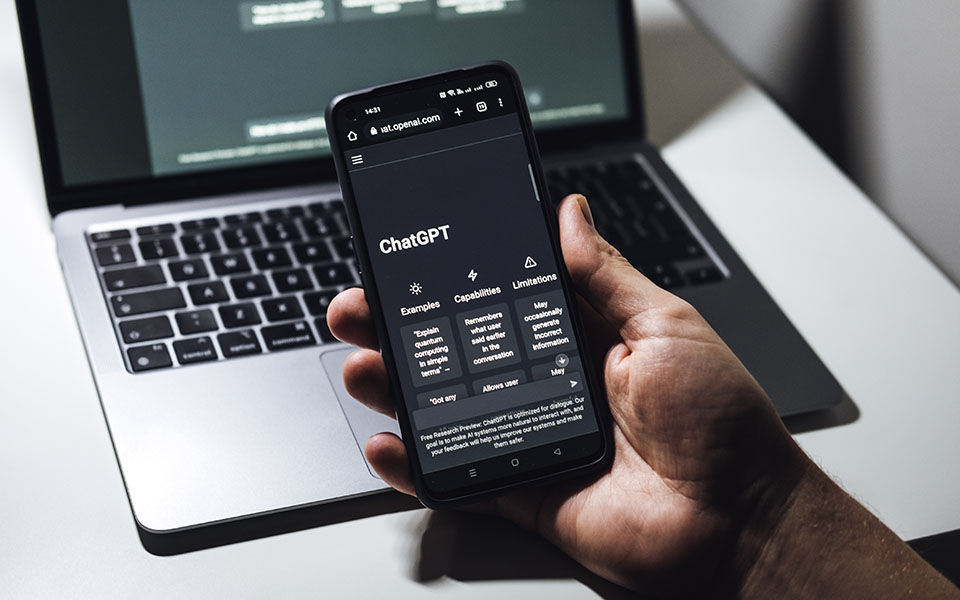 ιταλία-πιθανή-η-επιστροφή-του-chatgpt-μέσα-σ-562370185