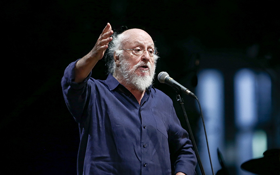 εξιτήριο-πήρε-ο-διονύσης-σαββόπουλος-562386274