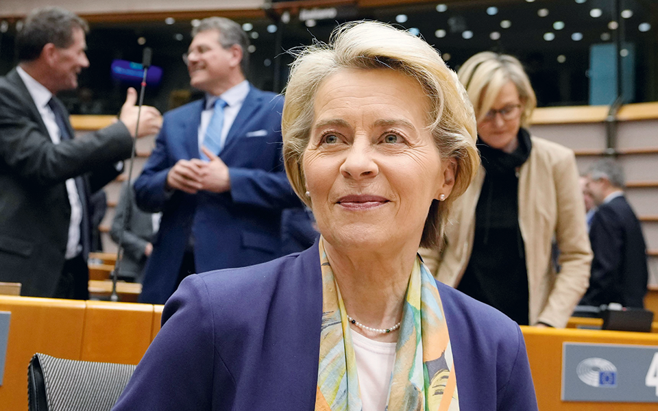 Κλιμακώνεται ο πόλεμος των μικροτσίπ-2