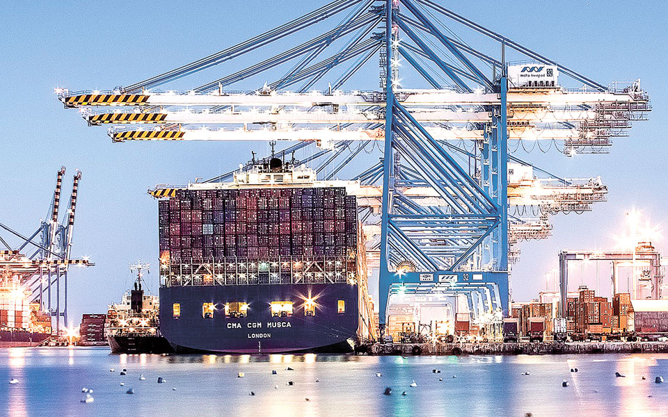 h-βρετανία-σε-ζώνη-ελεύθερου-εμπορίου-562351216