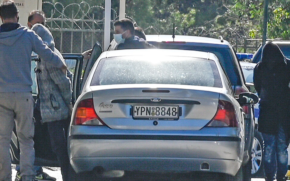 κολωνός-συνελήφθησαν-ακόμη-7-άτομα-για-562356457