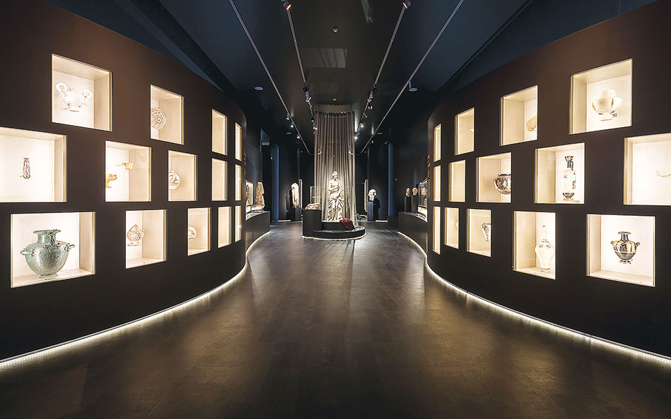 αρωμα-αρχαίας-ελλάδας-στη-νέα-υόρκη-562382110