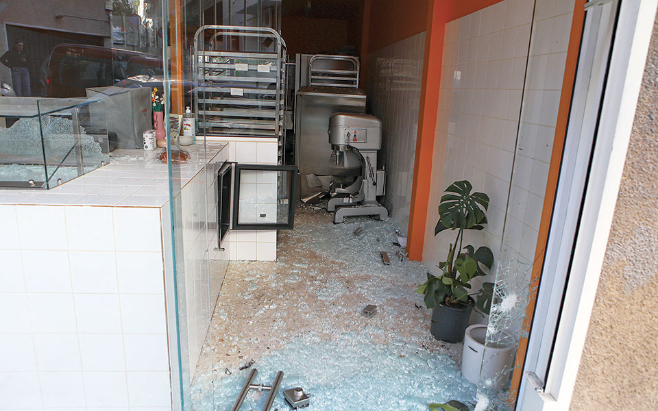 Πέντε μαφιόζικα χτυπήματα σε ένα μήνα στην πρωτεύουσα-1