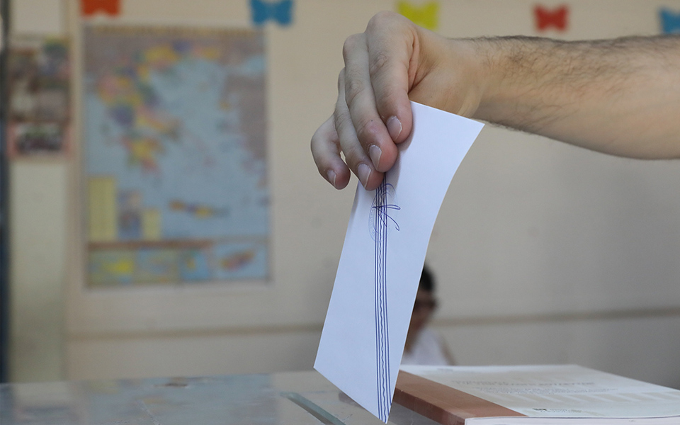 δημοσκόπηση-προβάδισμα-45-μονάδων-για-562355494