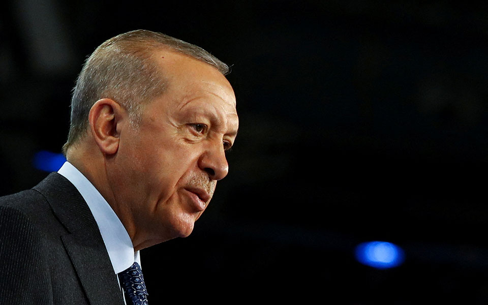 explainer-γιατί-ο-ερντογάν-μπλοκάρει-ακόμα-το-562356979