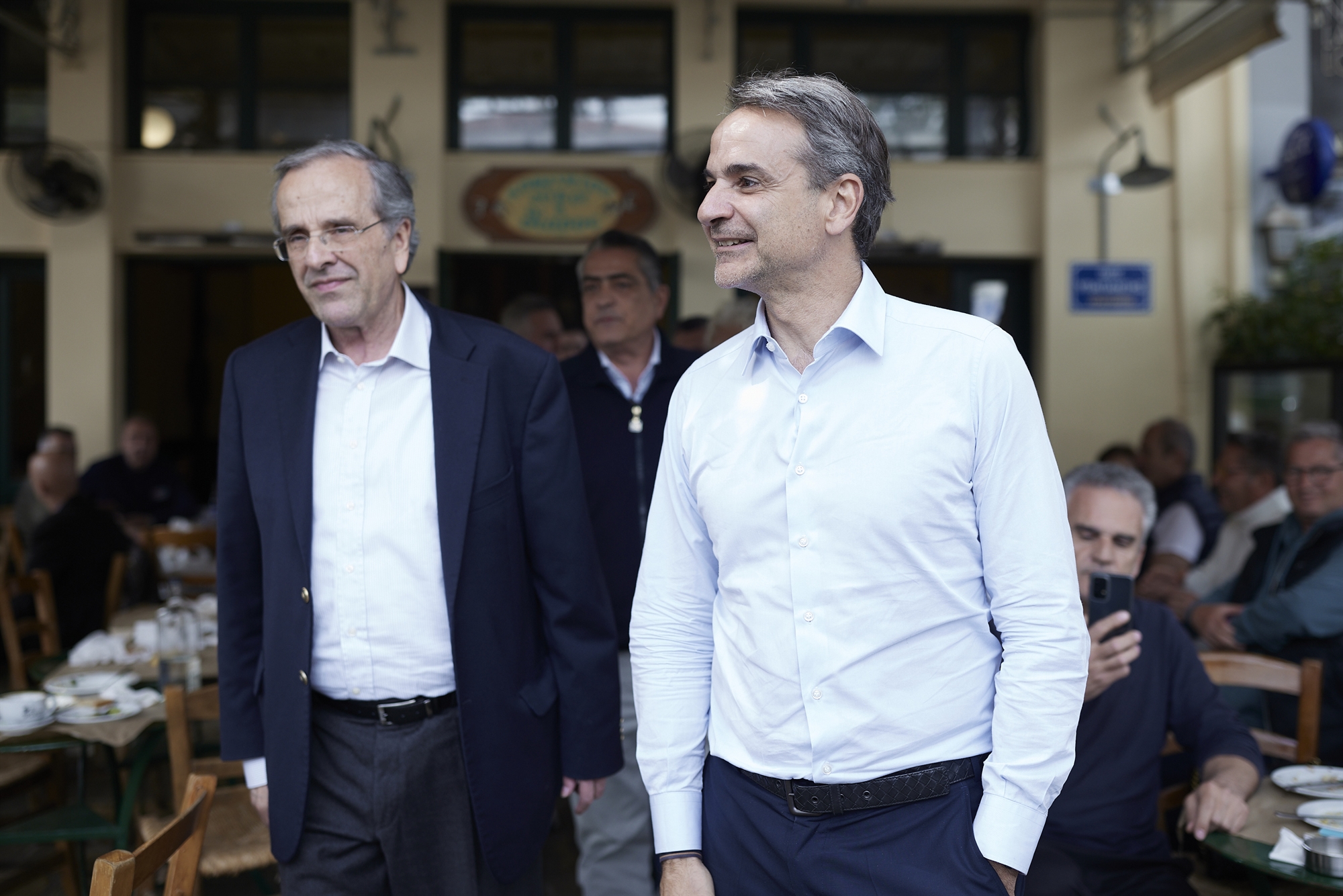 μητσοτάκης-σαμαράς-σήμα-ενότητας-από-562382836