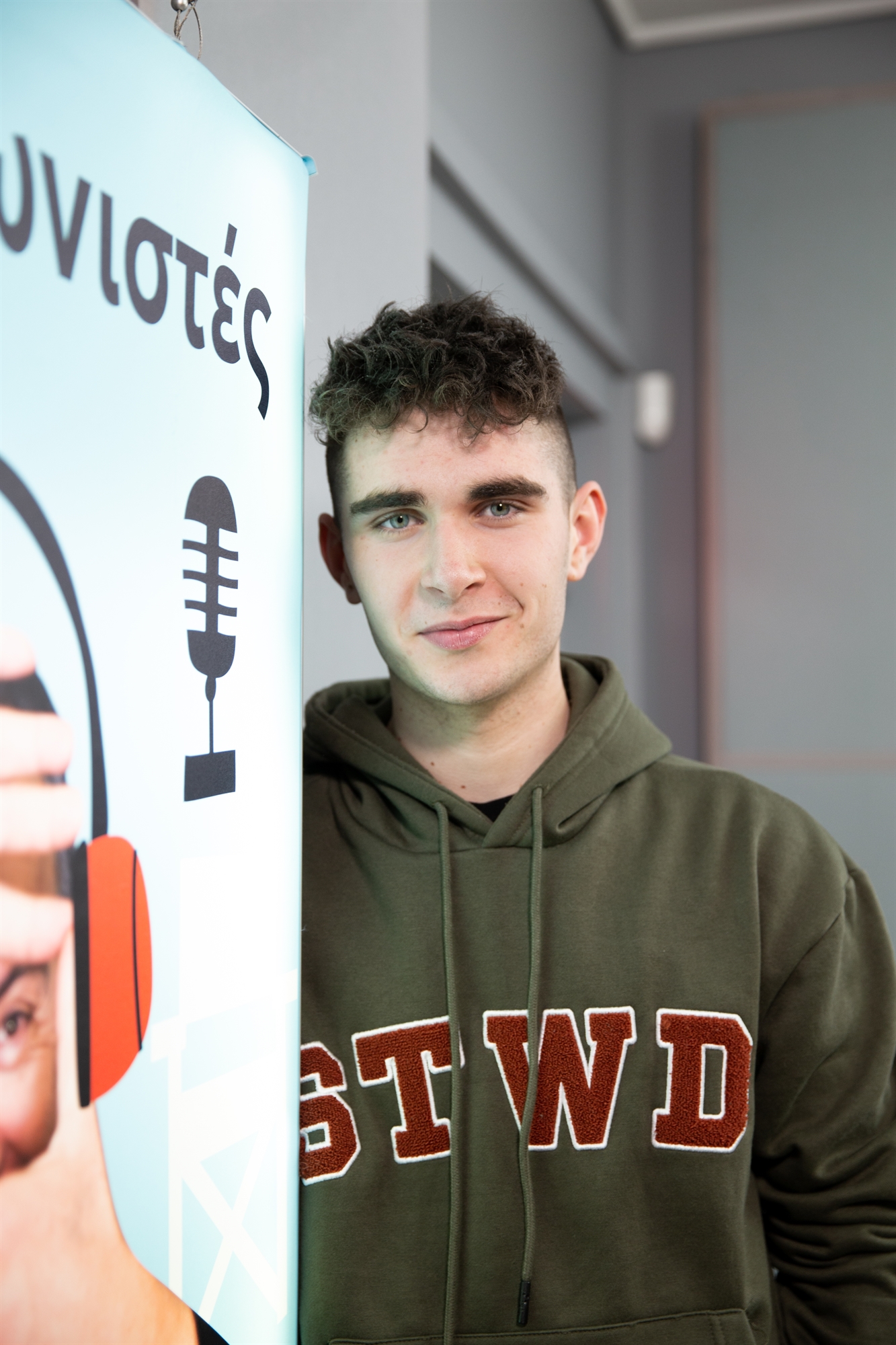 το-τραγούδι-της-eurovision-το-έγραψα-στην-καραν-562393513