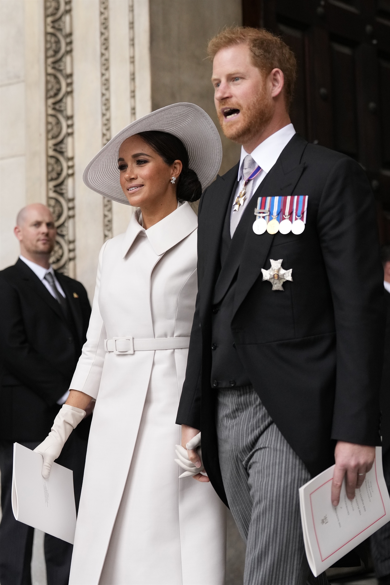 Βρετανία: «Σκιές» στα δώρα που λαμβάνει το Μπάκιγχαμ-1