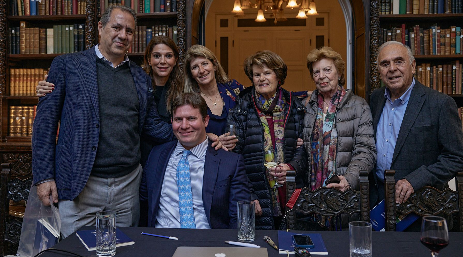 βιβλίο-για-τη-γήινη-και-την-ουράνια-αφρ-562362775