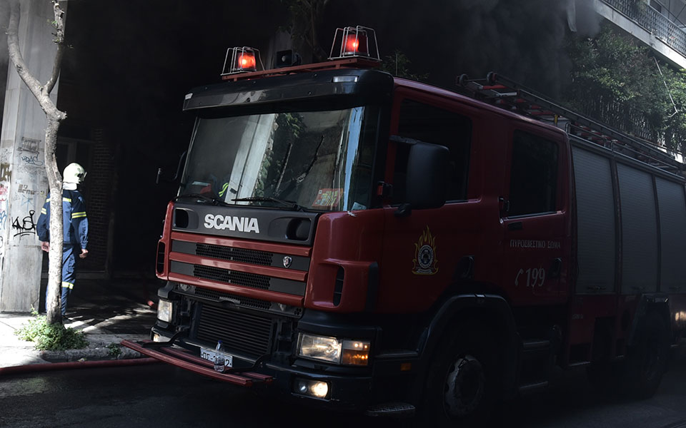 χαλκιδική-στις-φλόγες-ενοικιαζόμενα-562394176