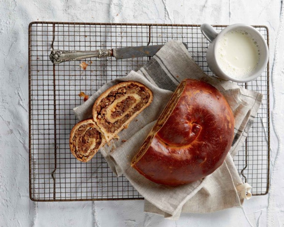 10-εντυπωσιακά-τσουρέκια-από-όλο-τον-κόσ-562369060