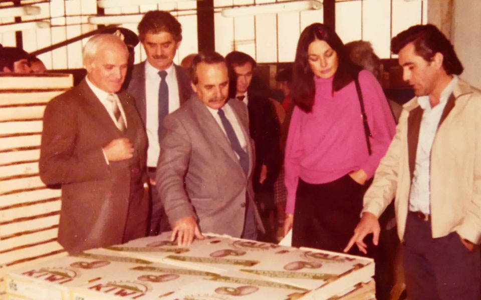 ο-πατέρας-του-ακτινιδίου-562391479