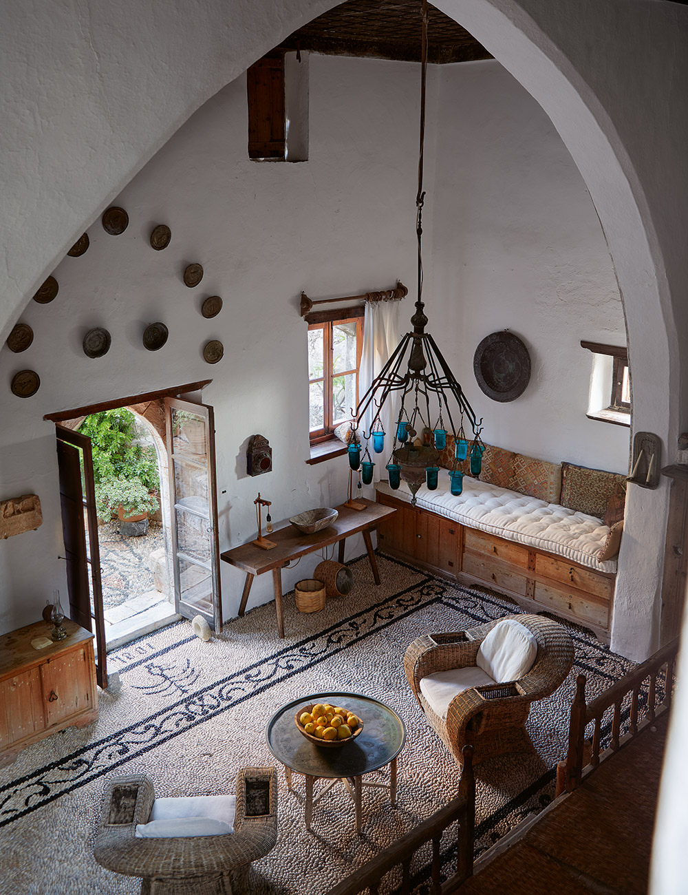 Μιγκέλ Φλόρες Βιάνα: Ο Αργεντίνος που μαγεύτηκε από τα ελληνικά σπίτια-1