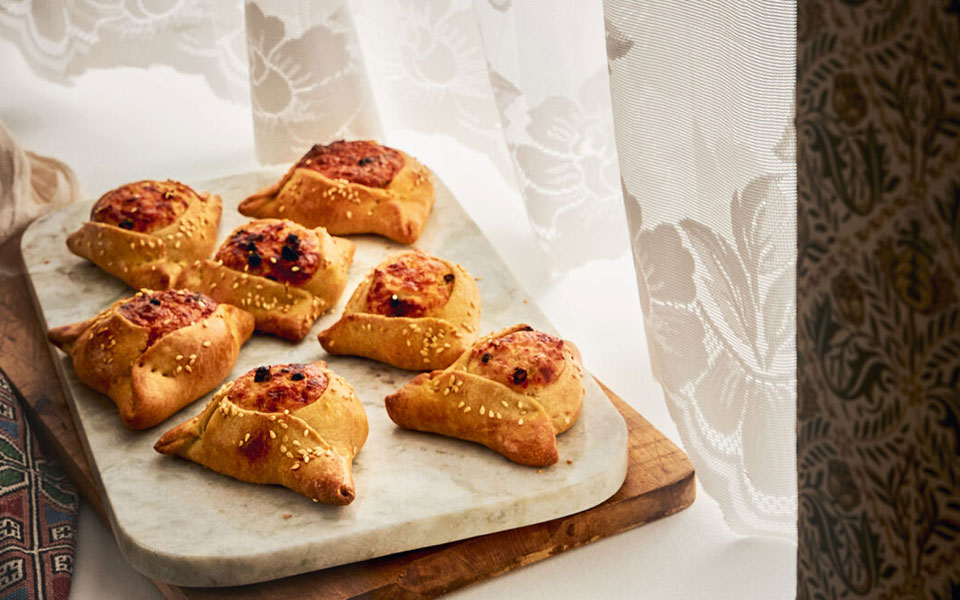 τα-πασχαλινά-γλυκά-του-αιγαίου-είναι-τ-562364509