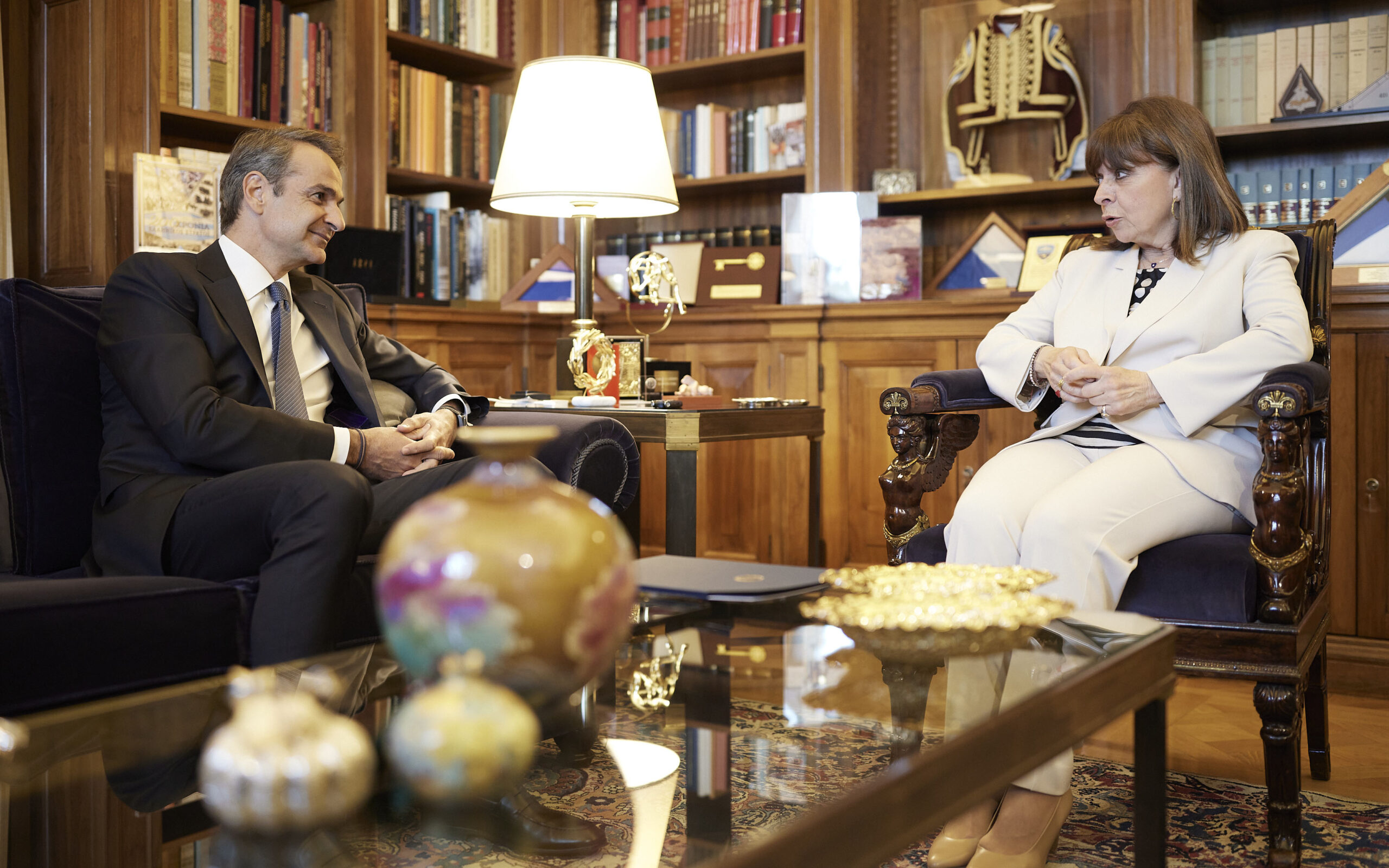 διάλυση-της-βουλής-και-προκήρυξη-εκλο-562384687