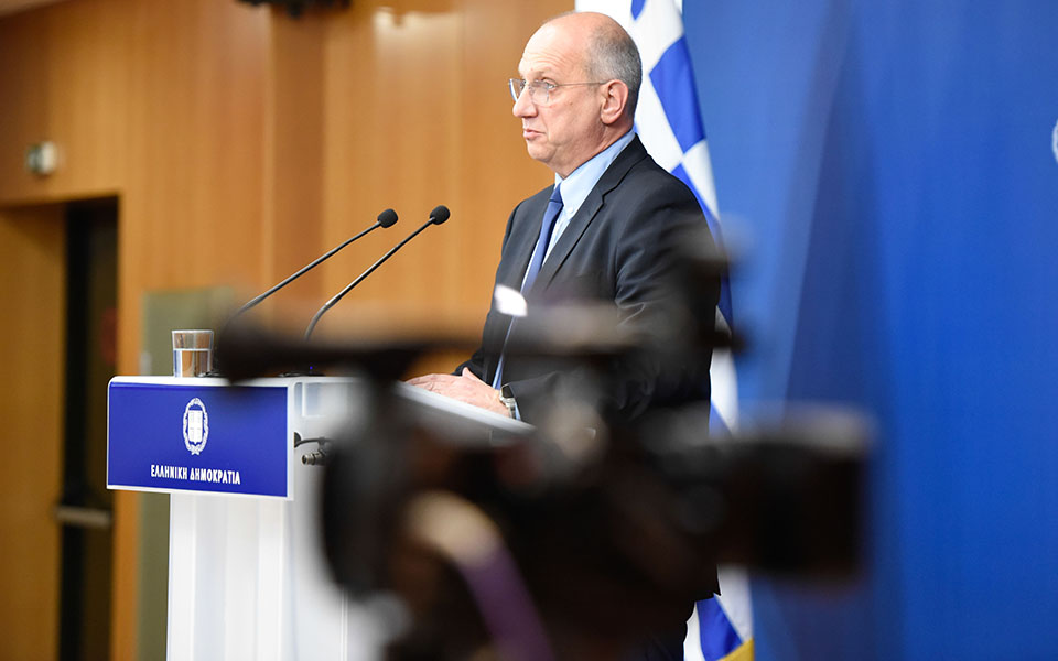 οικονόμου-η-εποχή-συριζα-που-τα-σύνορα-562378855