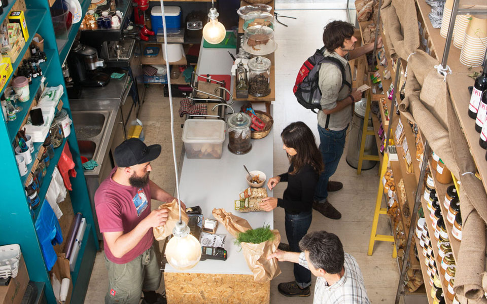 πάσχα-γεύσεις-από-χωριό-στα-παντοπωλε-562370989