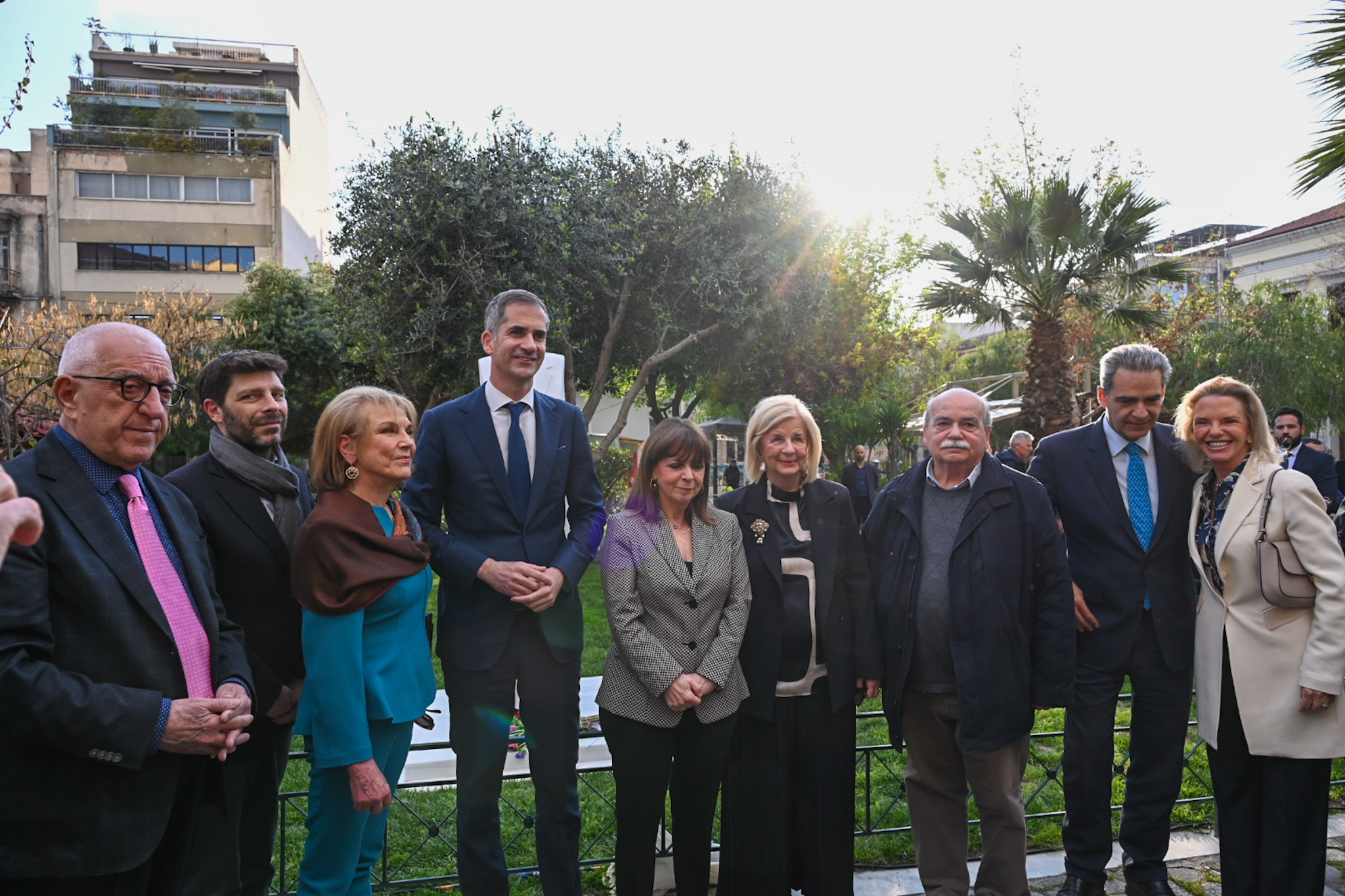 Ο Δήμος Αθηναίων τιμά τον Αντώνη Σαμαράκη-2