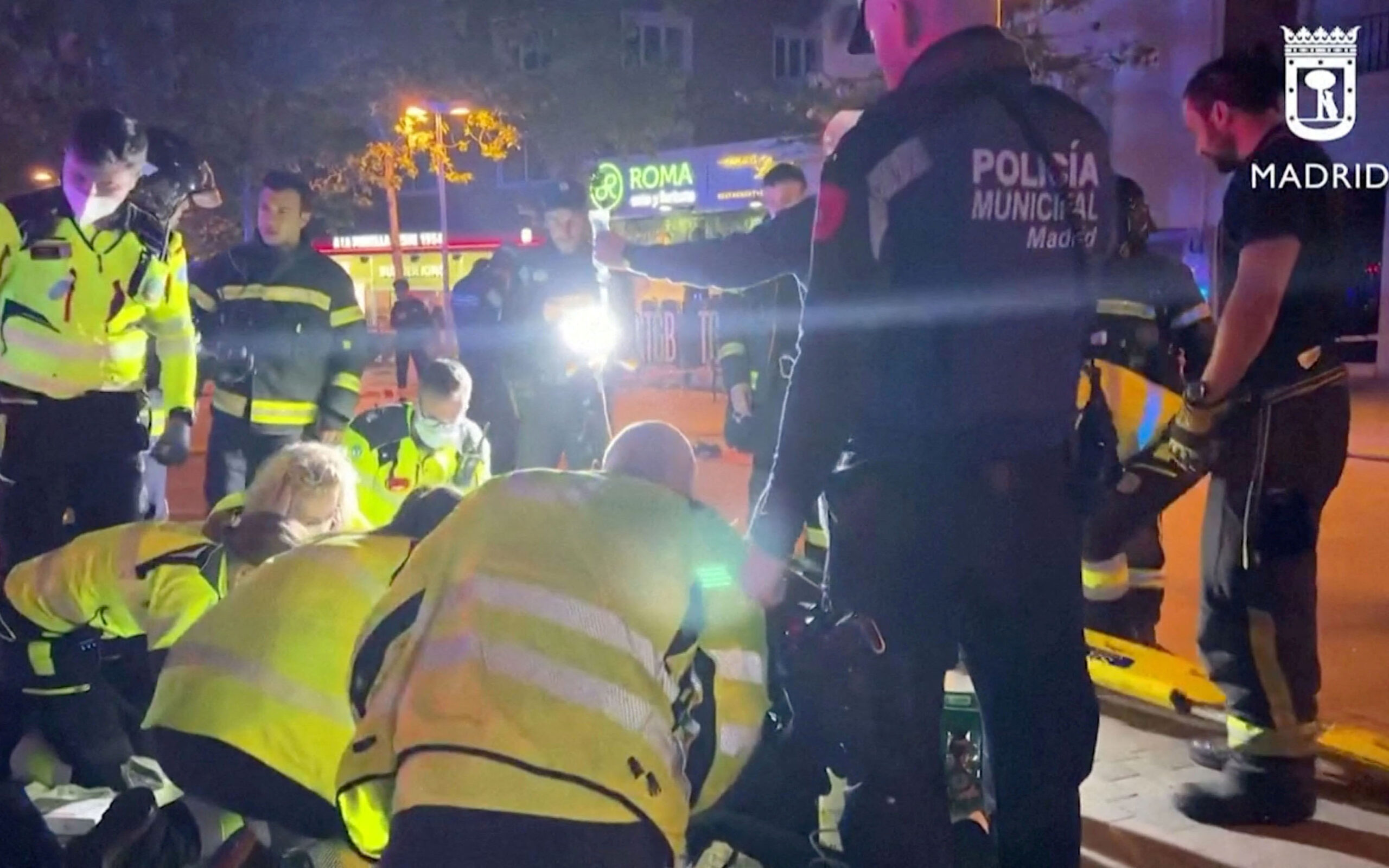 δύο-νεκροί-και-δέκα-τραυματίες-από-πυρ-562384660