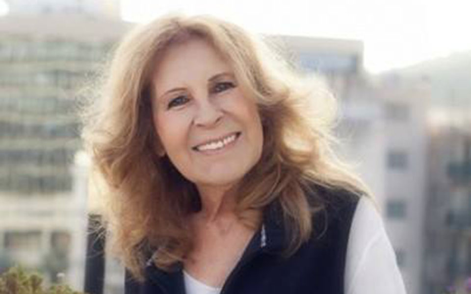 έφυγε-από-τη-ζωή-η-τραγουδίστρια-ρένα-κ-562352488