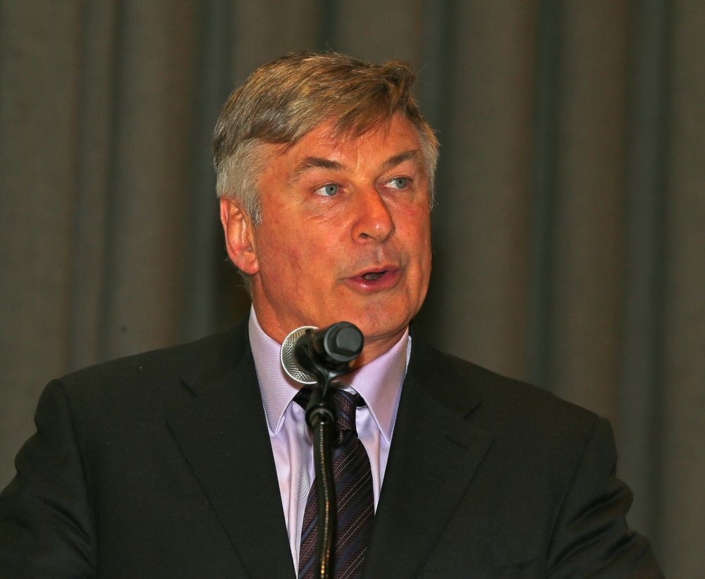 άλεκ-μπάλντουιν-αποσύρθηκαν-οι-κατηγ-562383400